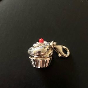 Thomas Sabo Cupcake Charm